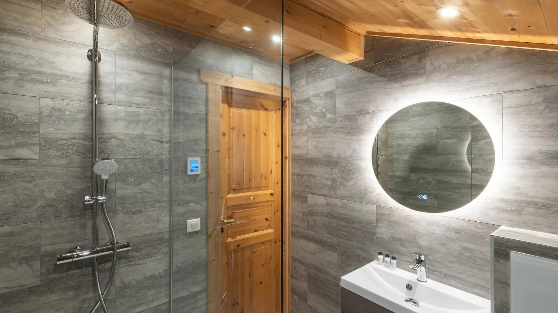Chalet Le Saint Georges, Morzine, Proche Centre